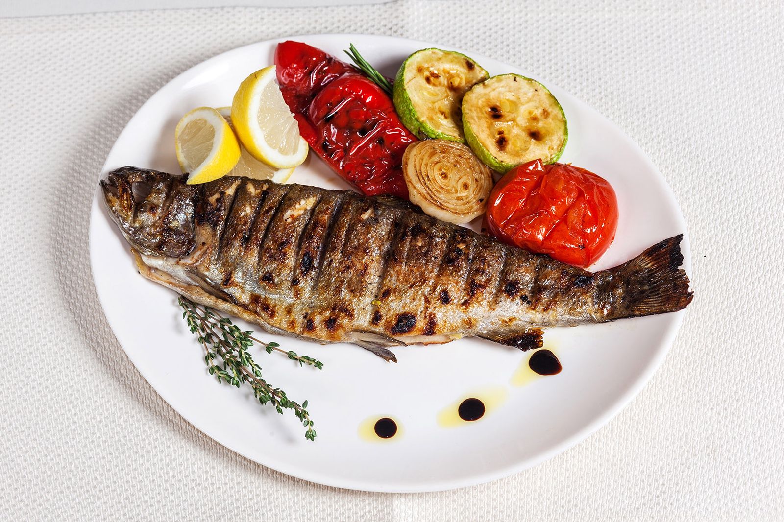 Форель на гриле